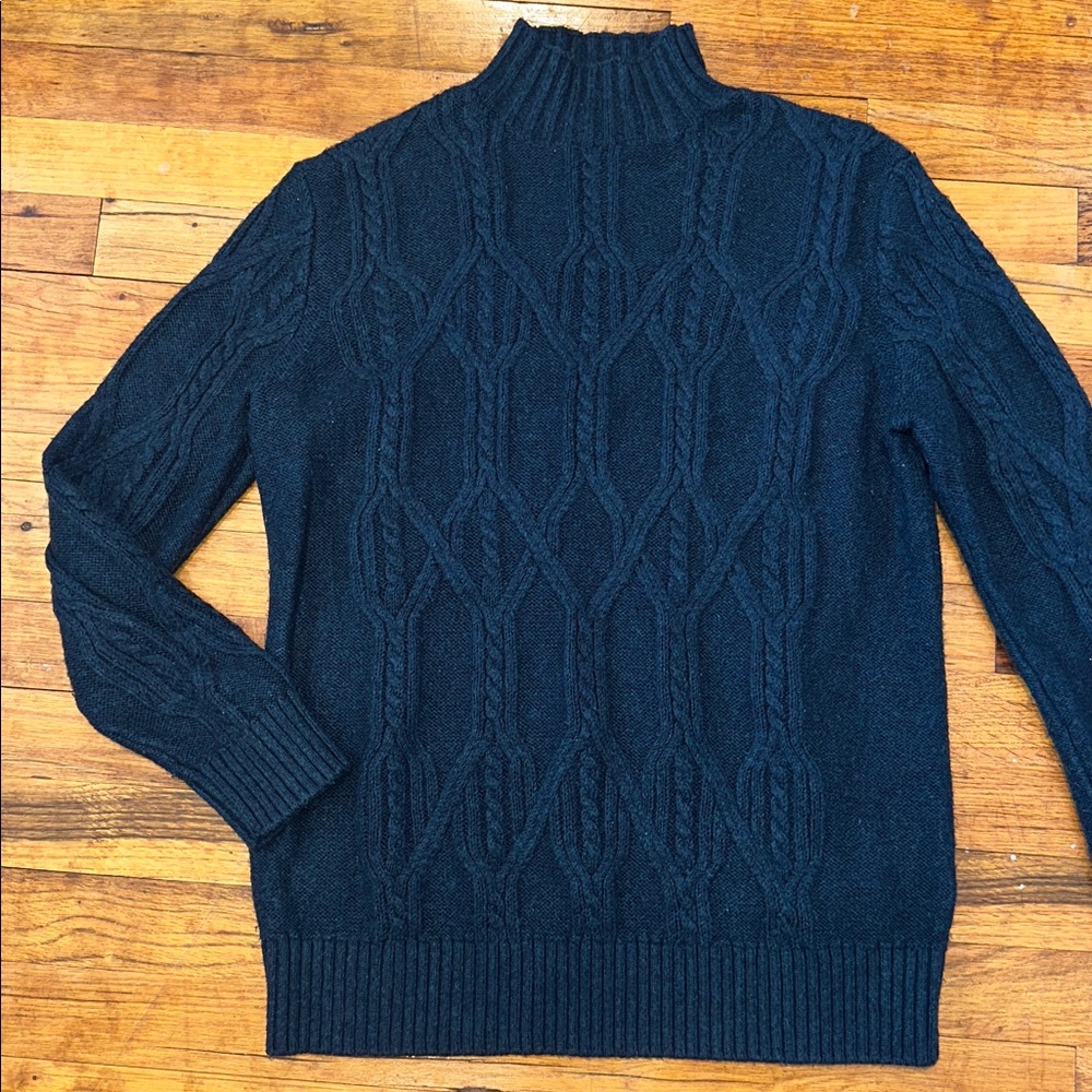 Banana Republic Forest Green Cable Knit Turtleneck Sweater - Medium
